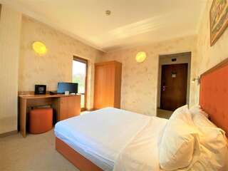 Отель Light Hotel София Двухместный номер эконом-класса с 1 кроватью – бесплатное посещение спа-салона-4